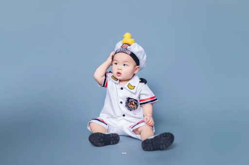 代怀生子好找吗宝宝老摇头怎么回事